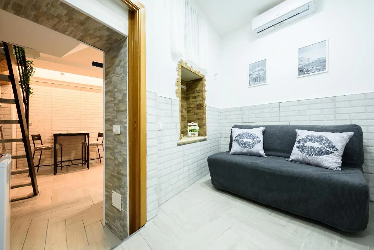 Apartment Esse Home Naples Italy